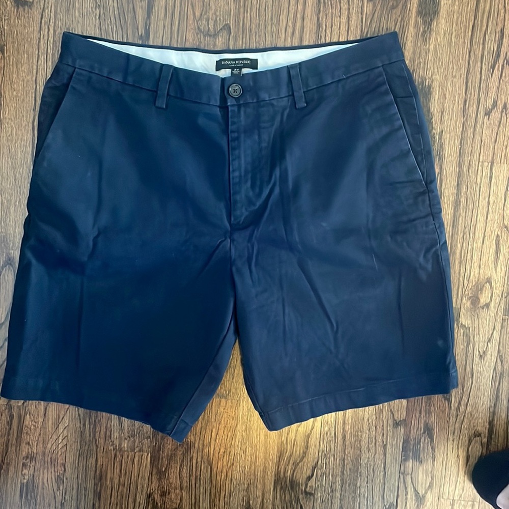 Banana Republic Aiden chino Shorts- Navy